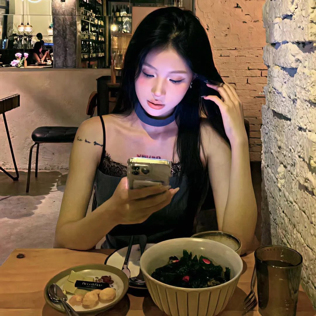 圈内顶流又出大瓜：隐婚生子，网友笑疯，整整一周